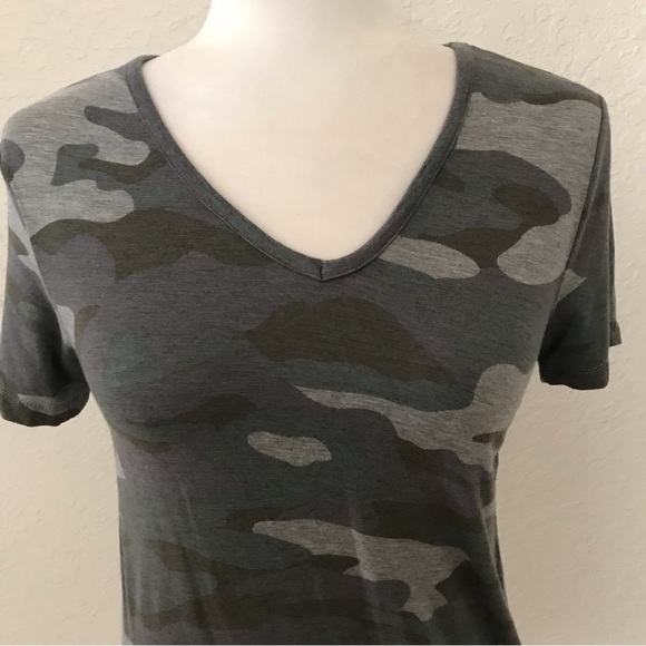 Embrace Life Small Beautiful Top - Picture 4 of 7